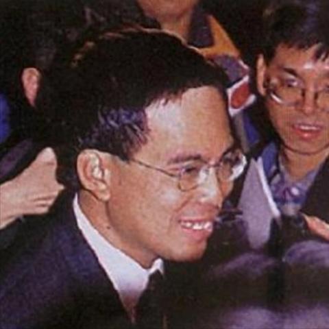 女村长的贴身保镖，最新章节列表与概述